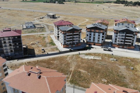 Belediye Ekiplerimiz Asfalt Çalışmalarına Başladı..